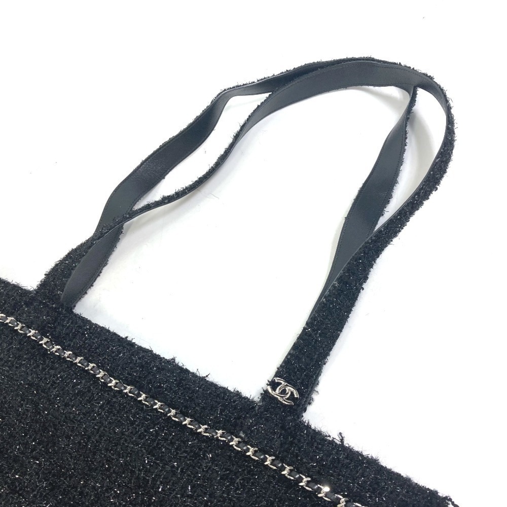 CHANEL Black Pearl Logo Tote Bag - Picture 5 of 11